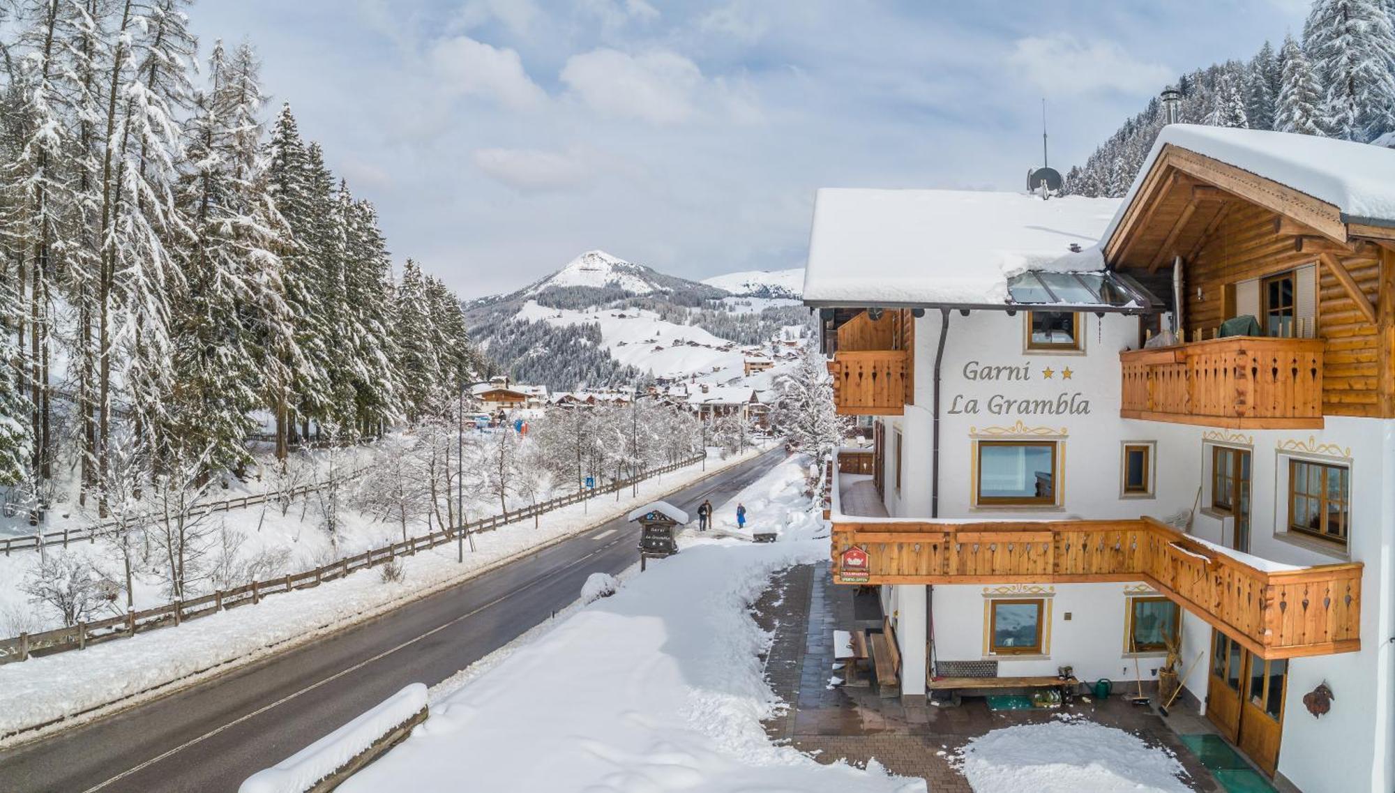 Garni La Grambla Hotel Selva di Val Gardena Kültér fotó