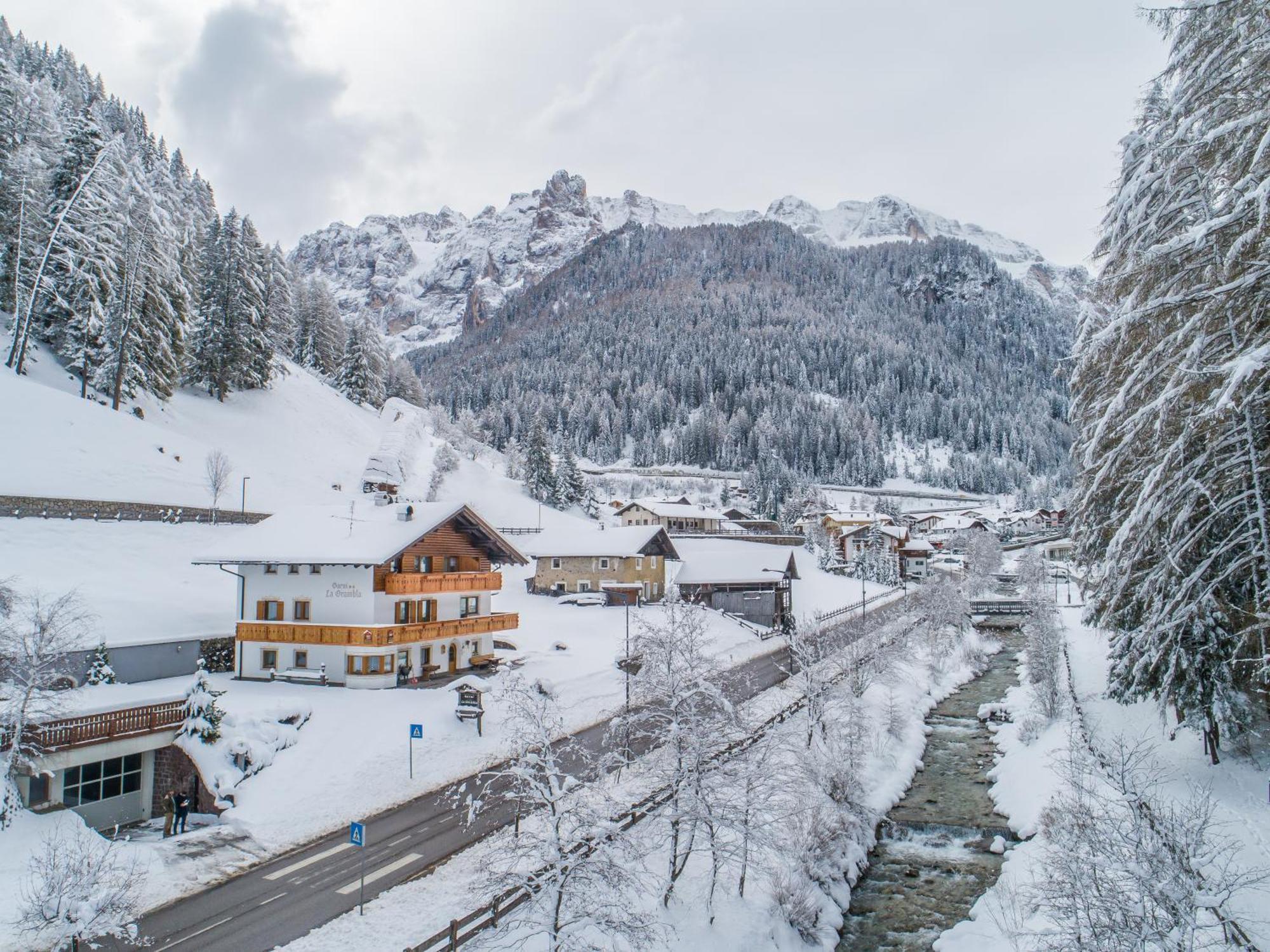 Garni La Grambla Hotel Selva di Val Gardena Kültér fotó