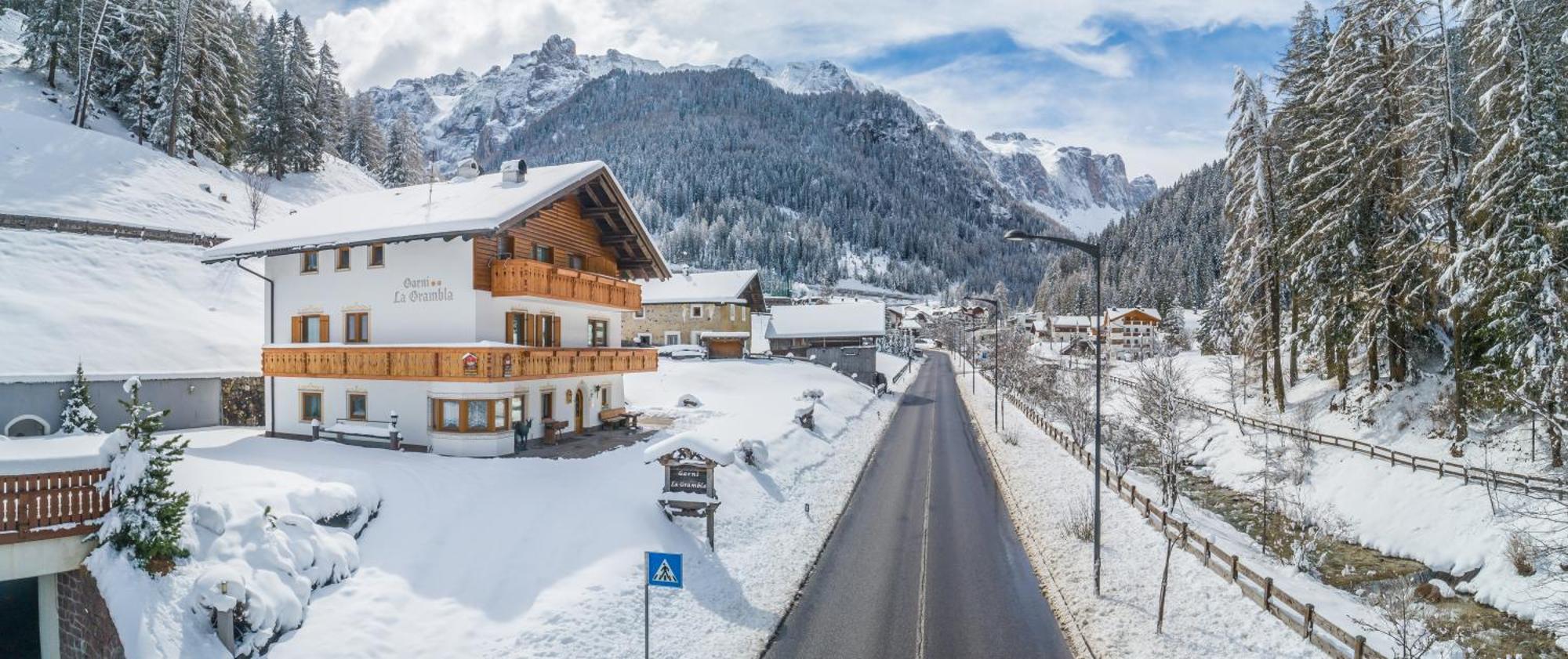 Garni La Grambla Hotel Selva di Val Gardena Kültér fotó