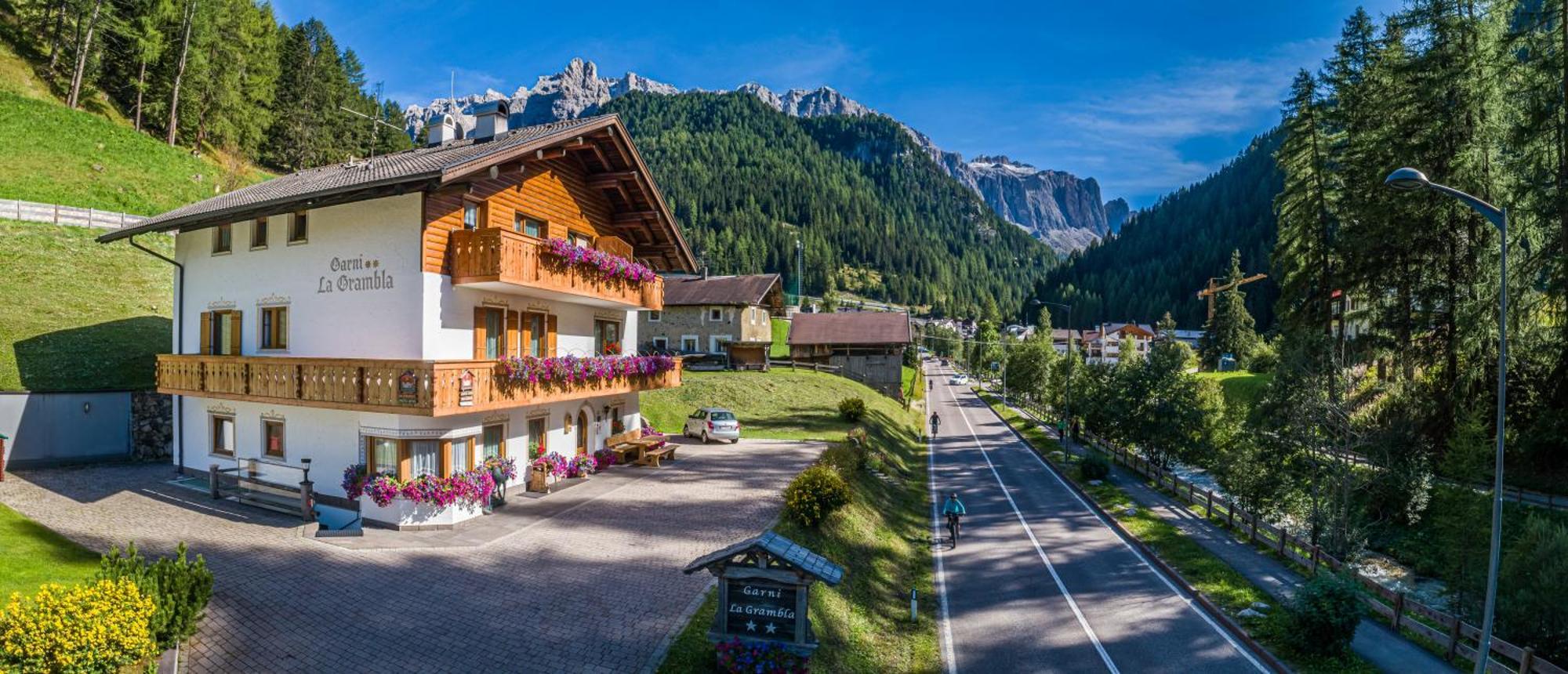 Garni La Grambla Hotel Selva di Val Gardena Kültér fotó