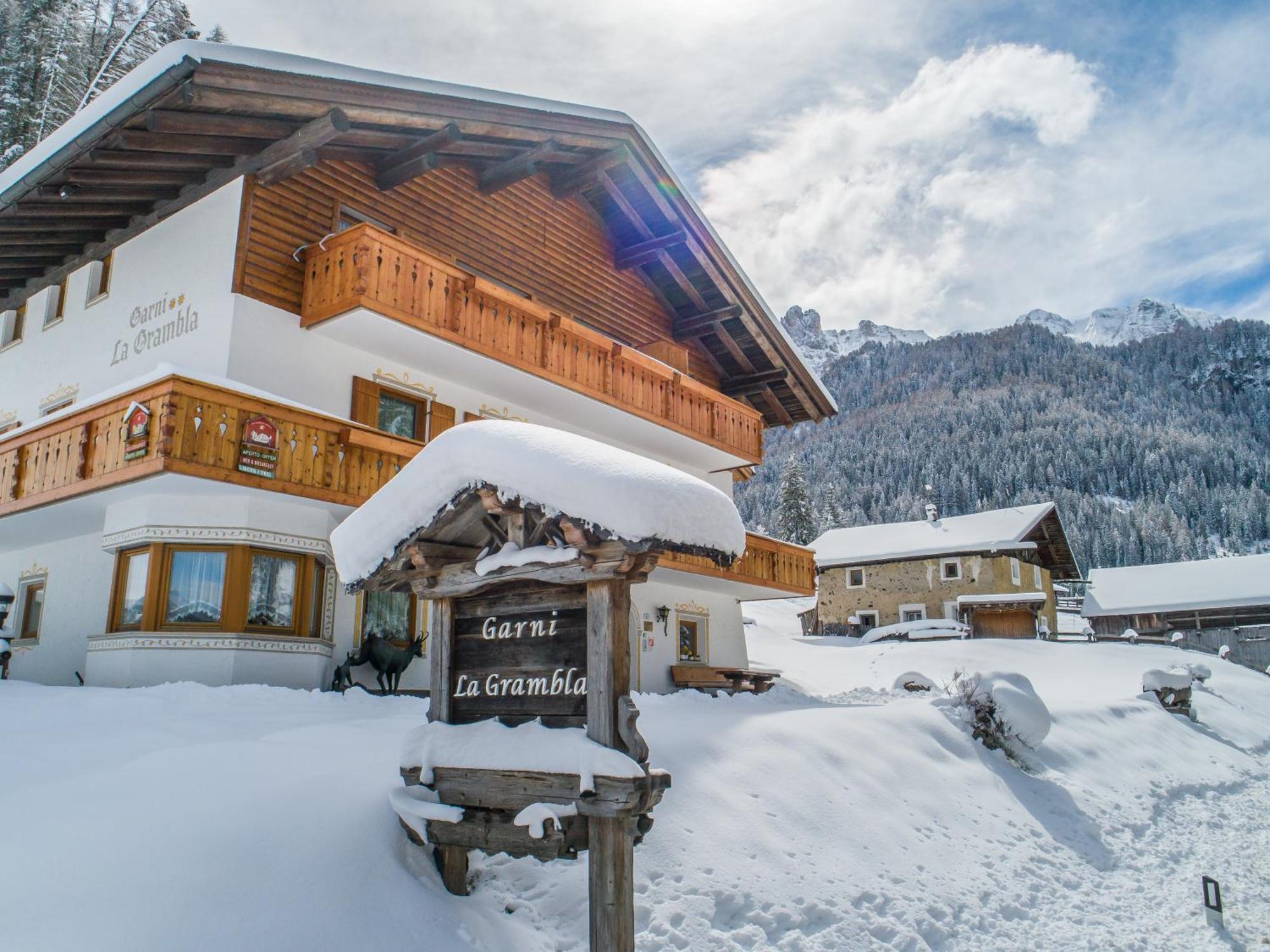 Garni La Grambla Hotel Selva di Val Gardena Kültér fotó