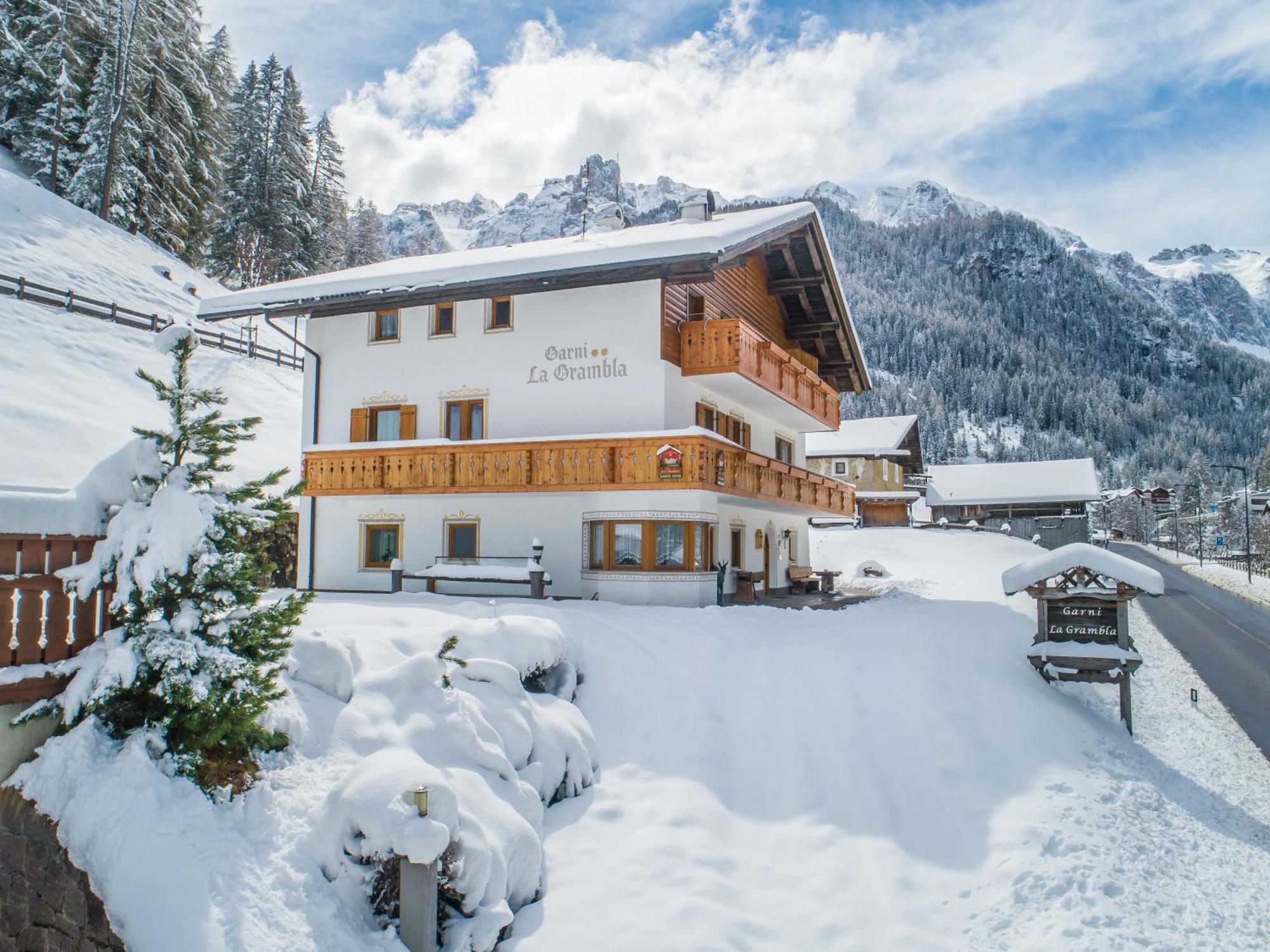 Garni La Grambla Hotel Selva di Val Gardena Kültér fotó